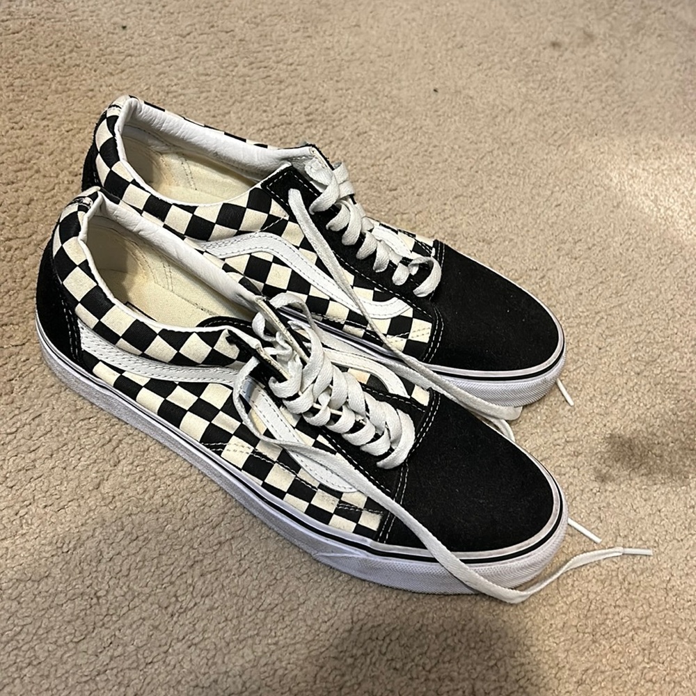 black and white vans